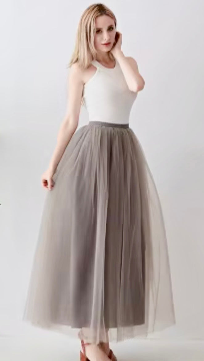 Maxi long tulle skirts
